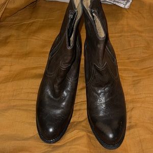 Frye Short Boot Grey/Black Leather Side Zip Sz 11B